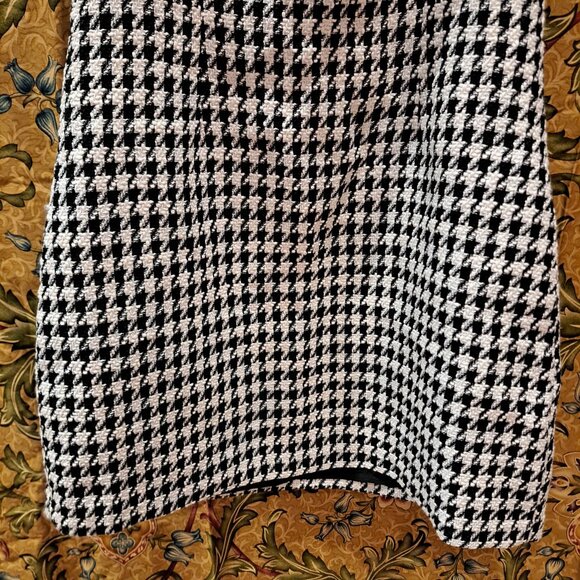 NWT new with tag open neck bare shift dress in a thick material houndstooth - Picture 9 of 10